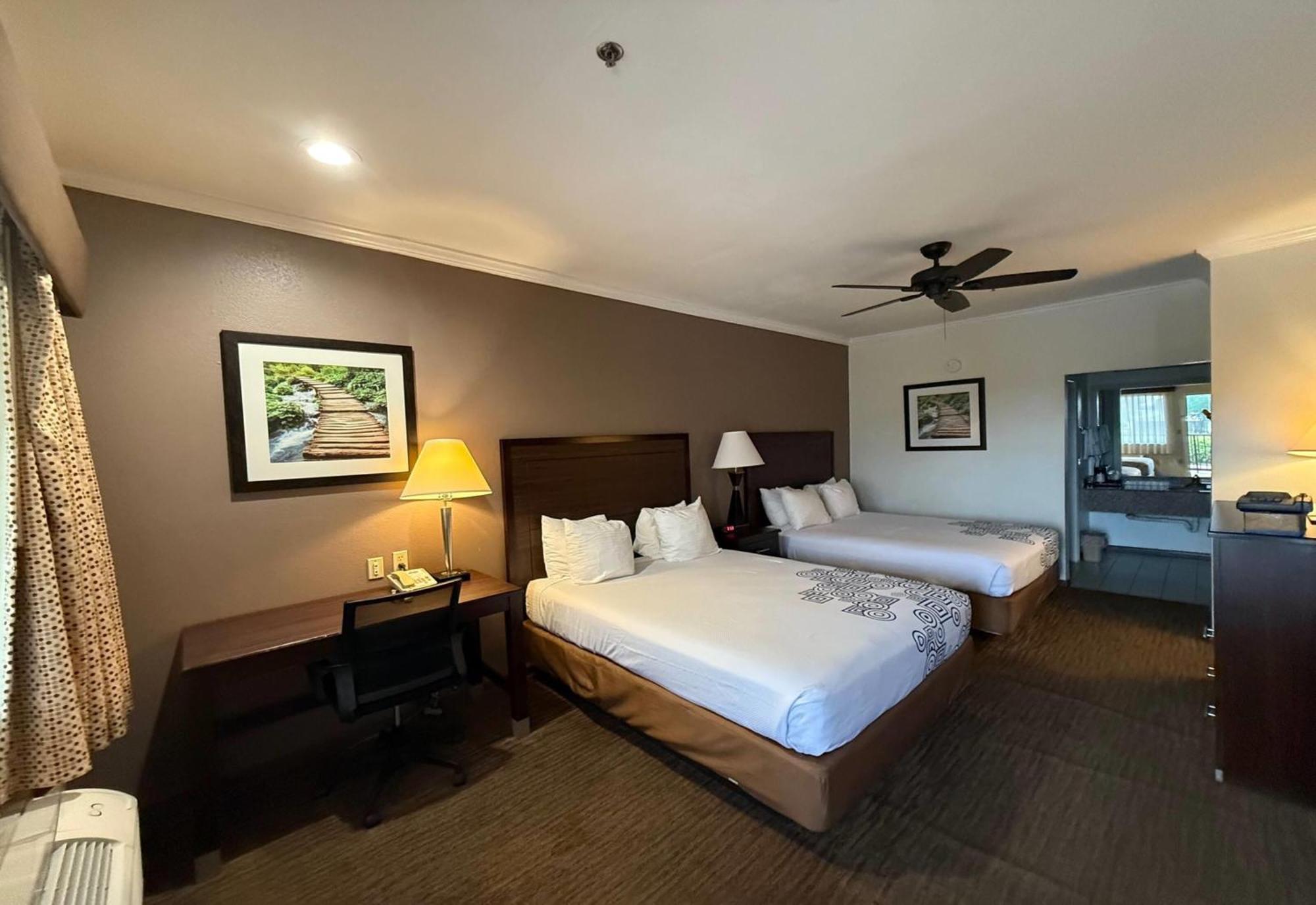 Inn Of Navasota Hotel Ngoại thất bức ảnh